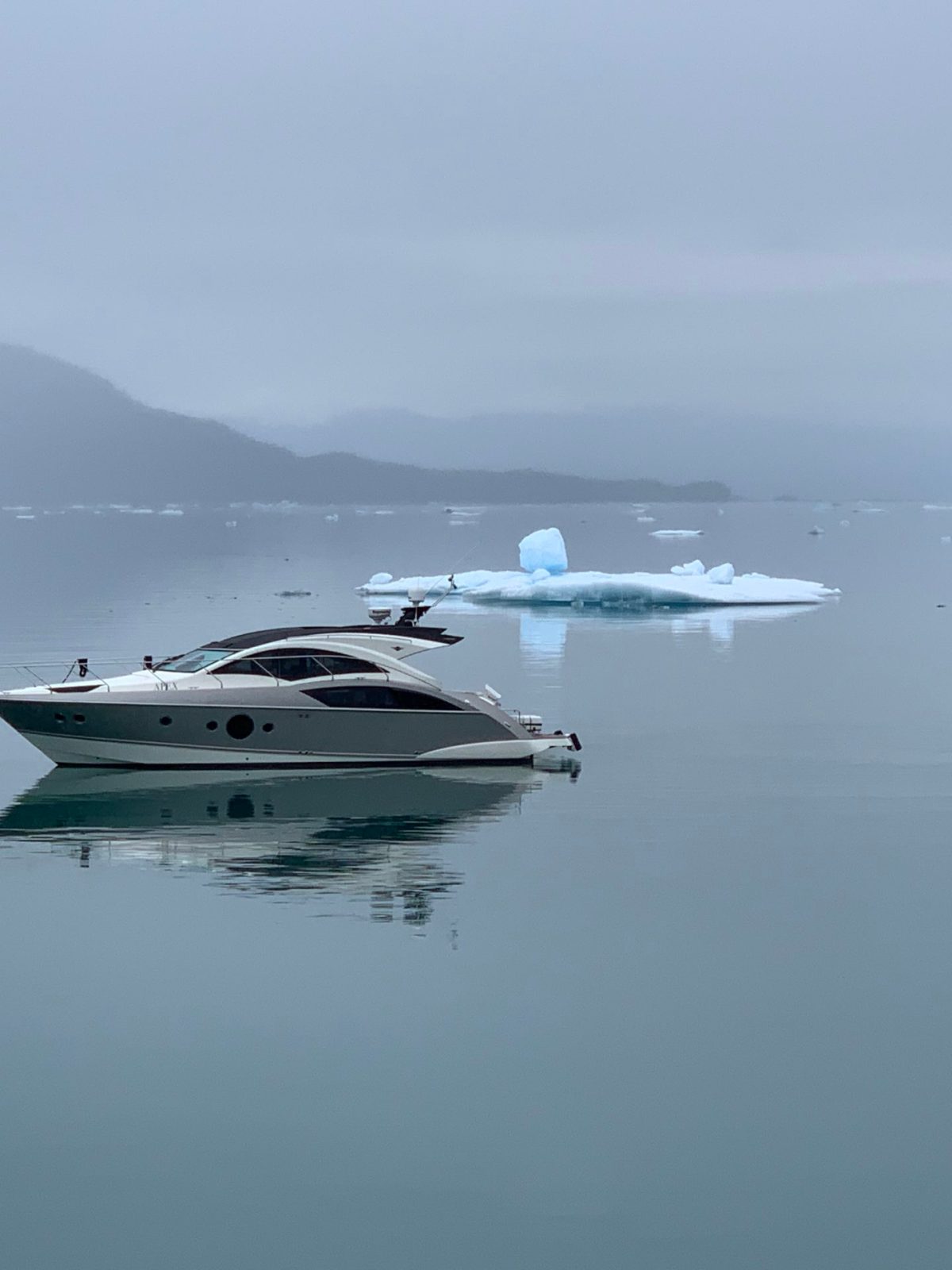 a small boat in a body of water